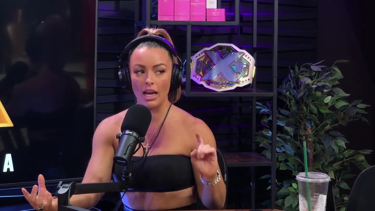 x2mate_com-Power_Alphas_Podcast__Episode_2_28Mandy_Saccomanno__mp43324.jpg