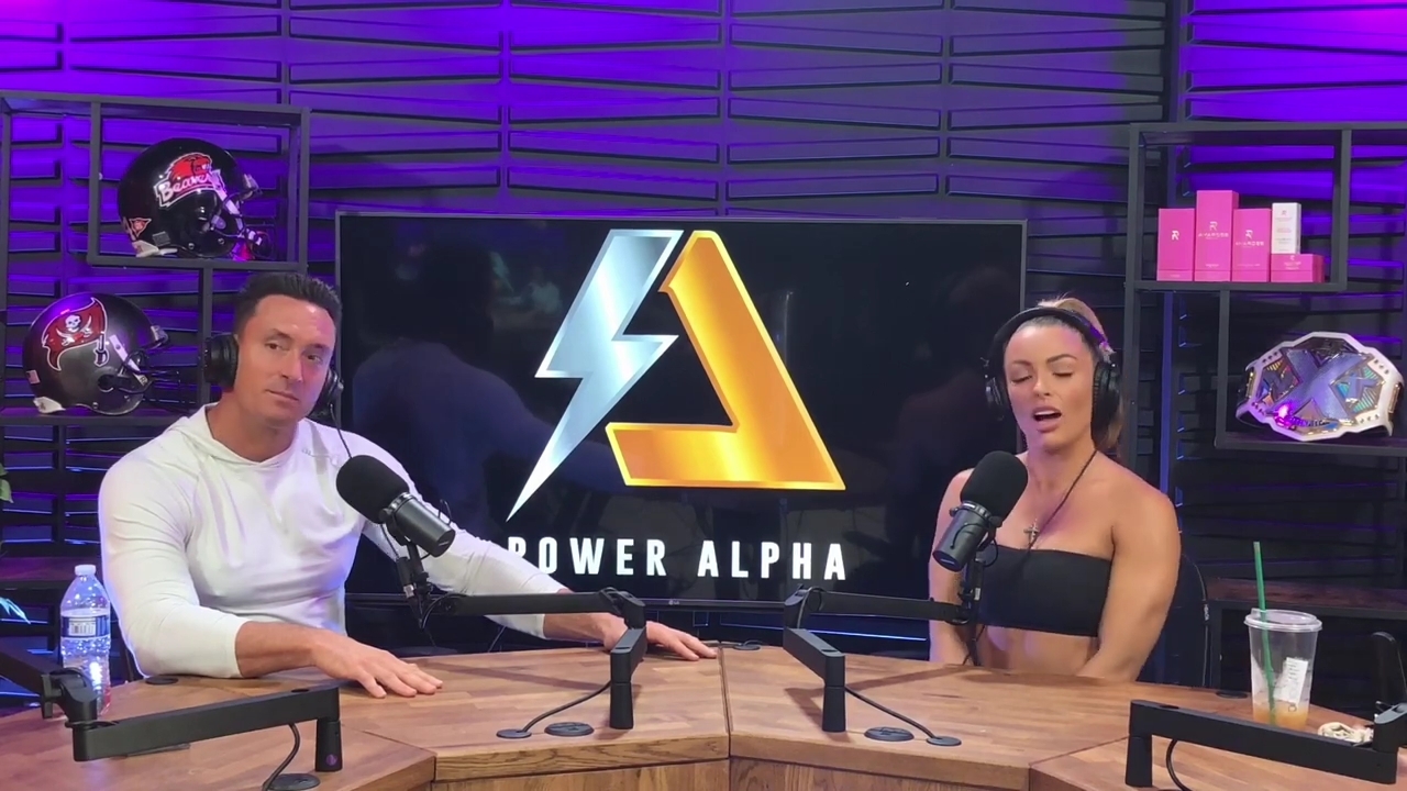 x2mate_com-Power_Alphas_Podcast__Episode_2_28Mandy_Saccomanno__mp43693.jpg