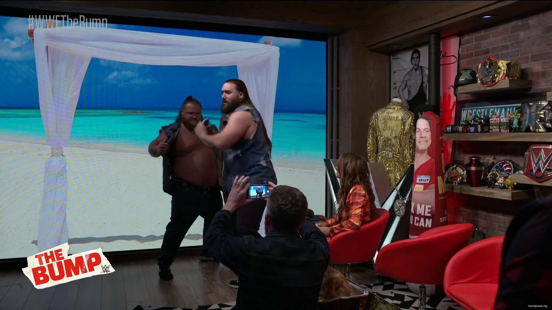 y2mate_com_-_mandy_rose_surprises_otis_wwes_the_bump_nov_20_2019_iMS6AXw-L3A_1080p_mp40003.jpg