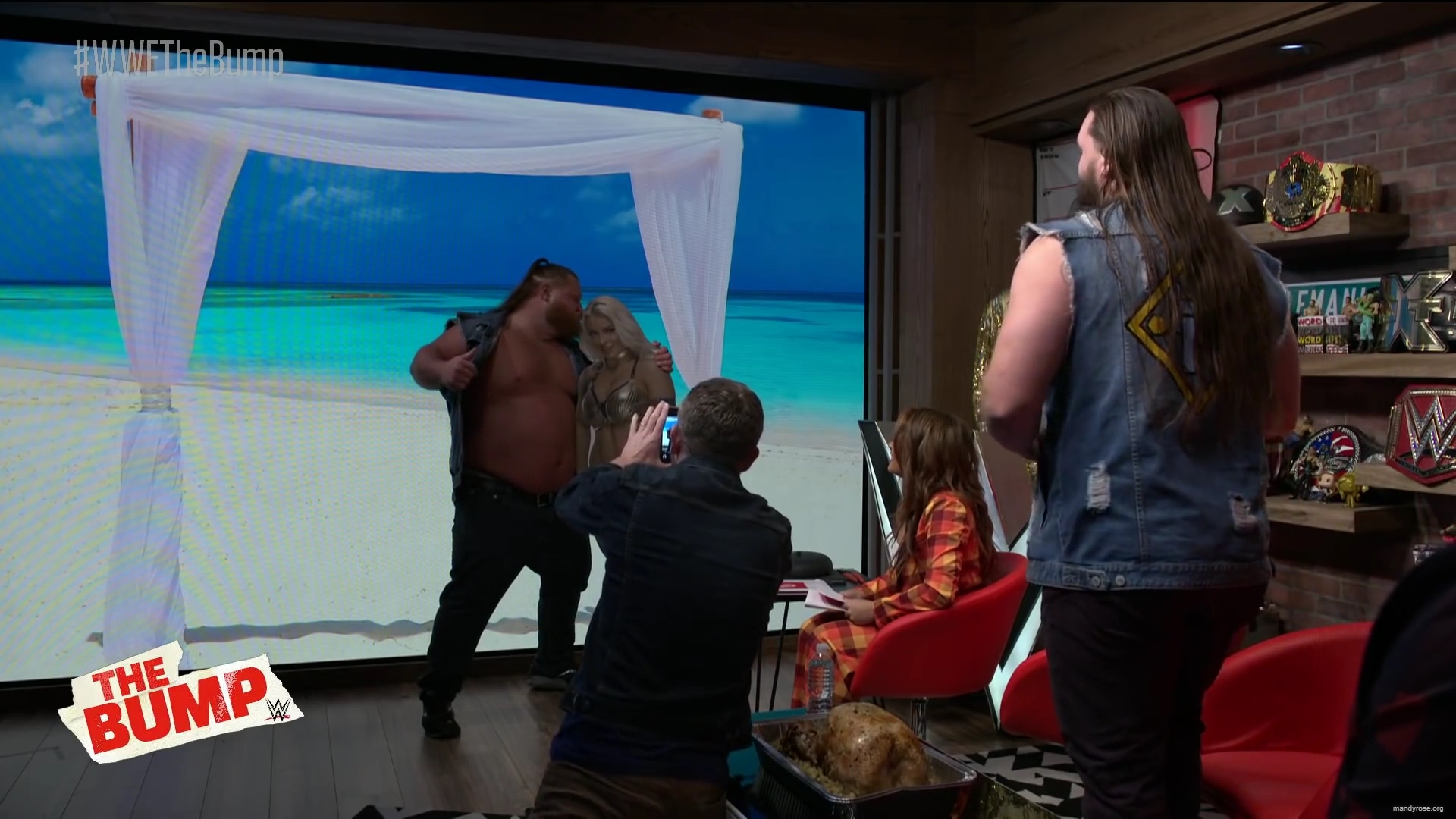 y2mate_com_-_mandy_rose_surprises_otis_wwes_the_bump_nov_20_2019_iMS6AXw-L3A_1080p_mp40010.jpg
