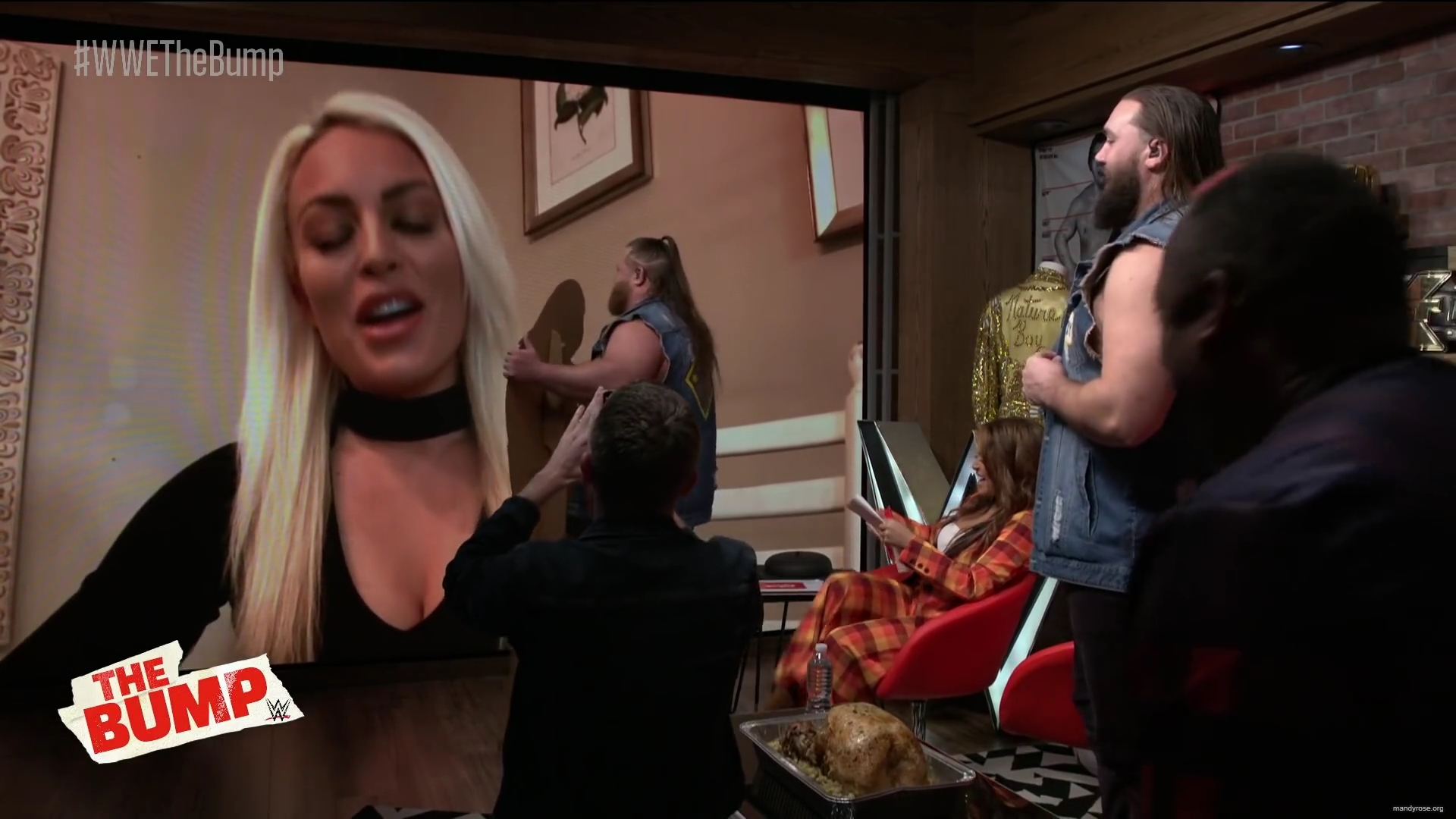 y2mate_com_-_mandy_rose_surprises_otis_wwes_the_bump_nov_20_2019_iMS6AXw-L3A_1080p_mp40021.jpg