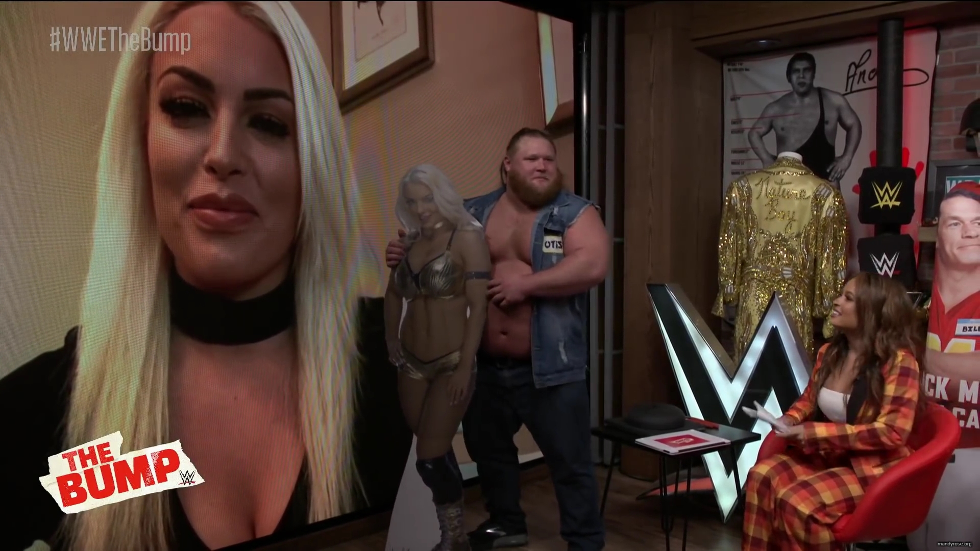 y2mate_com_-_mandy_rose_surprises_otis_wwes_the_bump_nov_20_2019_iMS6AXw-L3A_1080p_mp40048.jpg