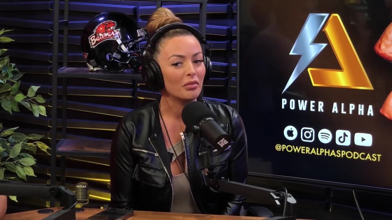 y2mate_is_-_Ep_17_-_Power_Alphas_Podcast__Danny_Valencia___Mandy_Saccomano___Sabby_Piscitelli-F72fz4k5R9Q-720p-1709421904_mp40254.jpg