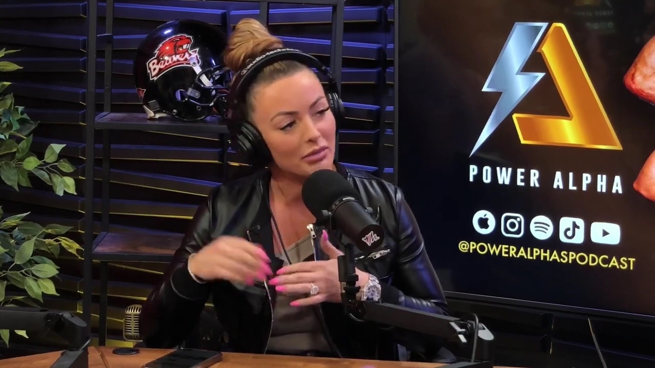 y2mate_is_-_Ep_17_-_Power_Alphas_Podcast__Danny_Valencia___Mandy_Saccomano___Sabby_Piscitelli-F72fz4k5R9Q-720p-1709421904_mp40351.jpg