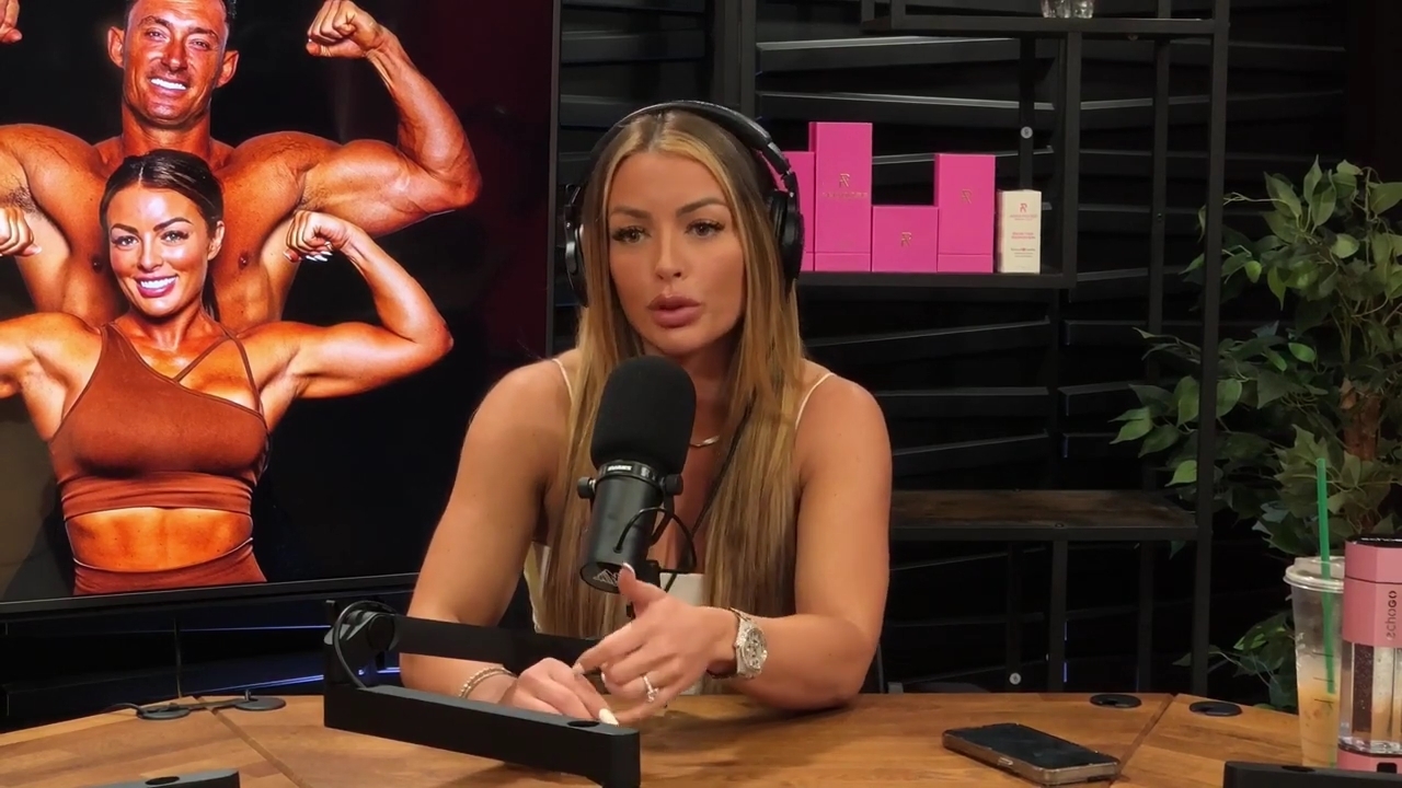 y2mate_is_-_Ep_20_-_Power_Alphas_Podcast___WWE_x_3__w__Mojo_Rawley___Mandy_Saccomano___Sabby_Piscitelli-fHFmm0tsBUw-720p-1710977869_mp47783.jpg
