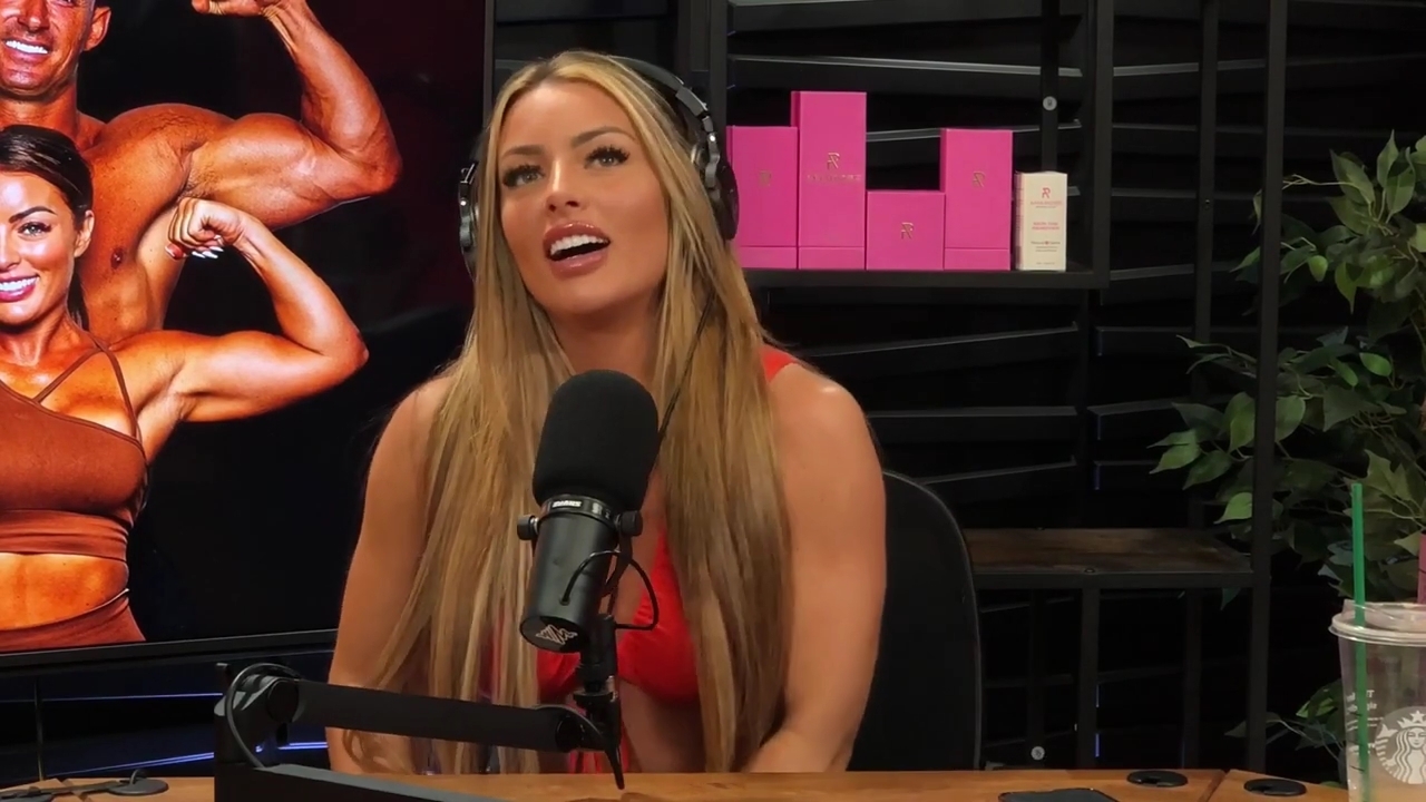 y2mate_is_-_Ep_21_-_Power_Alphas_Podcast__Behind_the_Scenes_of_the_WWE___Mandy_Saccomano___Sabby_Piscitelli-56w6yl4r2MY-720p-1711402344_mp40093.jpg