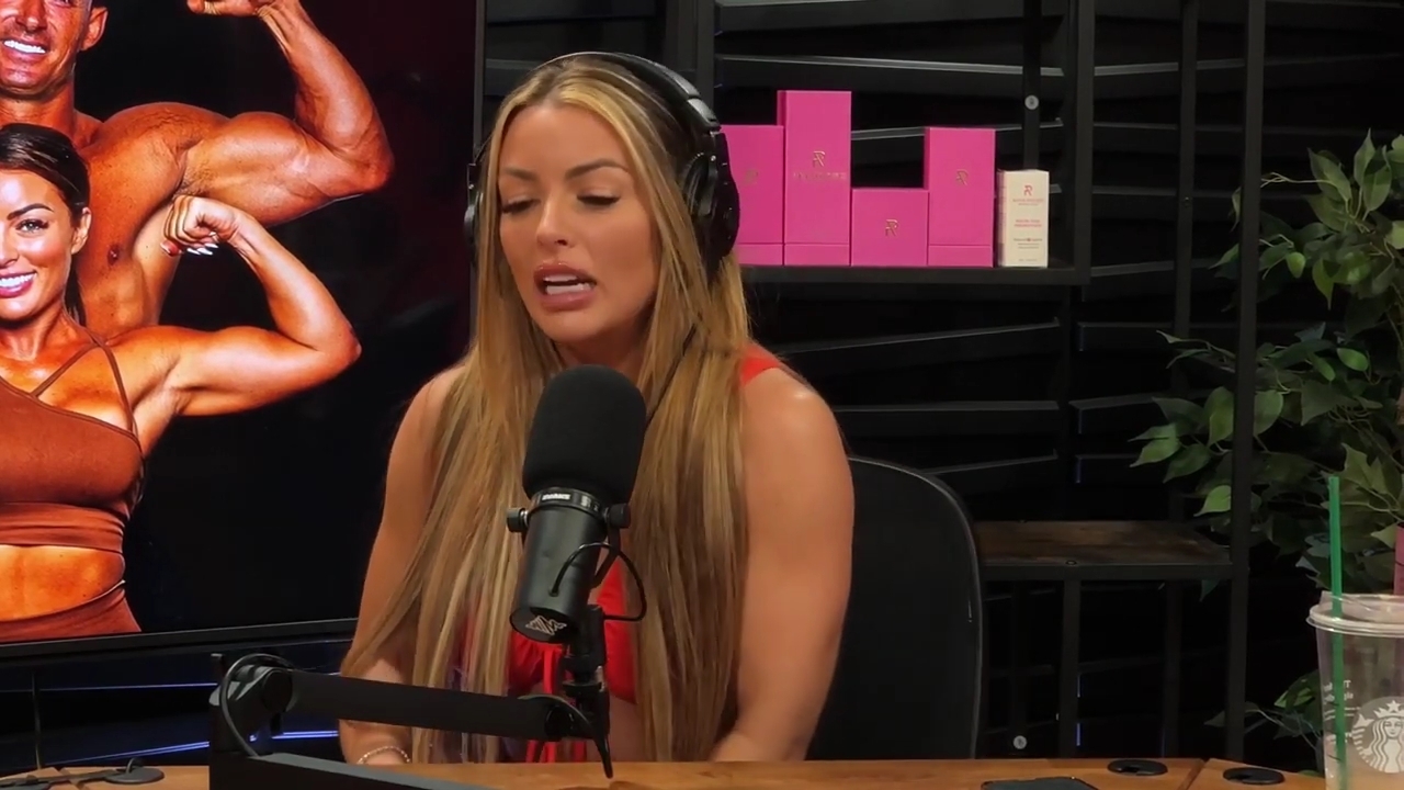 y2mate_is_-_Ep_21_-_Power_Alphas_Podcast__Behind_the_Scenes_of_the_WWE___Mandy_Saccomano___Sabby_Piscitelli-56w6yl4r2MY-720p-1711402344_mp40095.jpg