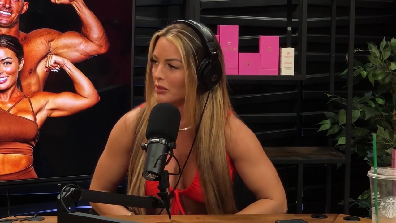 y2mate_is_-_Ep_21_-_Power_Alphas_Podcast__Behind_the_Scenes_of_the_WWE___Mandy_Saccomano___Sabby_Piscitelli-56w6yl4r2MY-720p-1711402344_mp40120.jpg