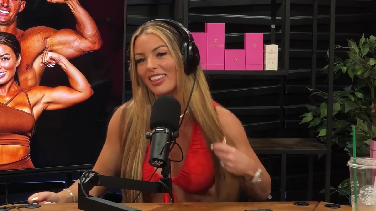 y2mate_is_-_Ep_21_-_Power_Alphas_Podcast__Behind_the_Scenes_of_the_WWE___Mandy_Saccomano___Sabby_Piscitelli-56w6yl4r2MY-720p-1711402344_mp40236.jpg