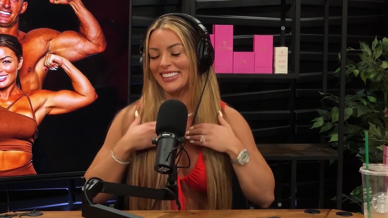 y2mate_is_-_Ep_21_-_Power_Alphas_Podcast__Behind_the_Scenes_of_the_WWE___Mandy_Saccomano___Sabby_Piscitelli-56w6yl4r2MY-720p-1711402344_mp40302.jpg