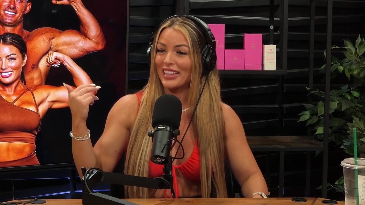 y2mate_is_-_Ep_21_-_Power_Alphas_Podcast__Behind_the_Scenes_of_the_WWE___Mandy_Saccomano___Sabby_Piscitelli-56w6yl4r2MY-720p-1711402344_mp40403.jpg