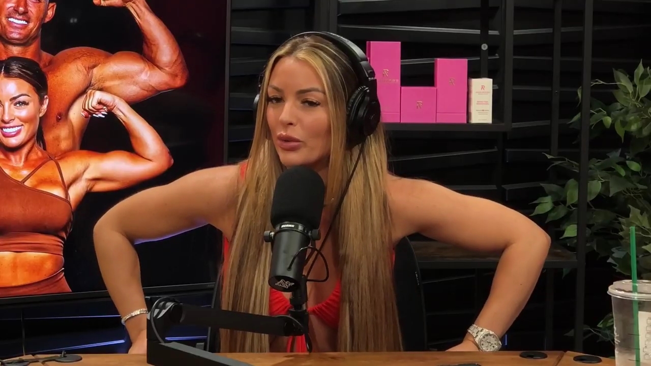 y2mate_is_-_Ep_21_-_Power_Alphas_Podcast__Behind_the_Scenes_of_the_WWE___Mandy_Saccomano___Sabby_Piscitelli-56w6yl4r2MY-720p-1711402344_mp40423.jpg