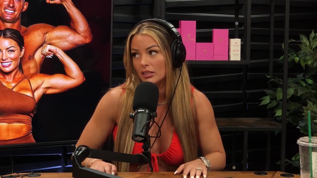 y2mate_is_-_Ep_21_-_Power_Alphas_Podcast__Behind_the_Scenes_of_the_WWE___Mandy_Saccomano___Sabby_Piscitelli-56w6yl4r2MY-720p-1711402344_mp40543.jpg