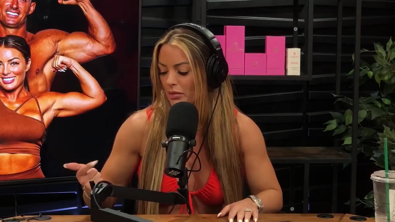y2mate_is_-_Ep_21_-_Power_Alphas_Podcast__Behind_the_Scenes_of_the_WWE___Mandy_Saccomano___Sabby_Piscitelli-56w6yl4r2MY-720p-1711402344_mp40545.jpg