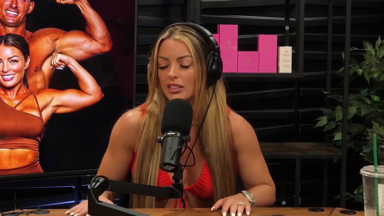 y2mate_is_-_Ep_21_-_Power_Alphas_Podcast__Behind_the_Scenes_of_the_WWE___Mandy_Saccomano___Sabby_Piscitelli-56w6yl4r2MY-720p-1711402344_mp40551.jpg