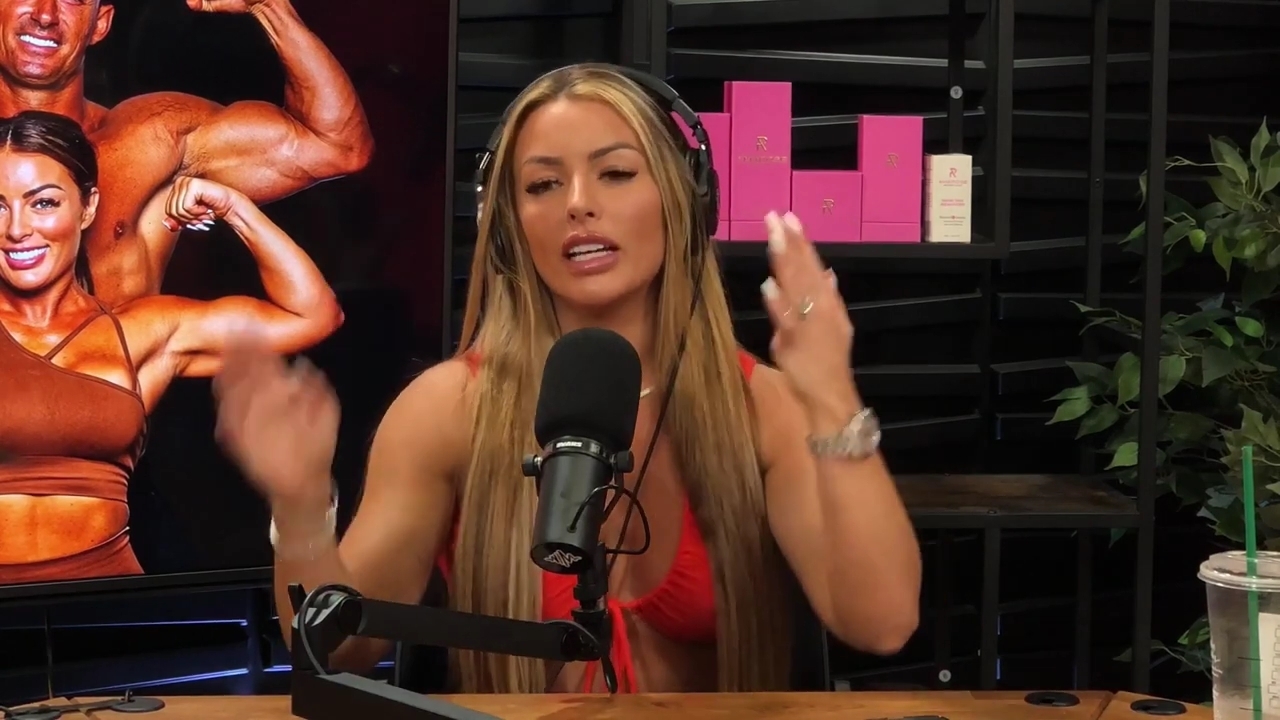 y2mate_is_-_Ep_21_-_Power_Alphas_Podcast__Behind_the_Scenes_of_the_WWE___Mandy_Saccomano___Sabby_Piscitelli-56w6yl4r2MY-720p-1711402344_mp40554.jpg