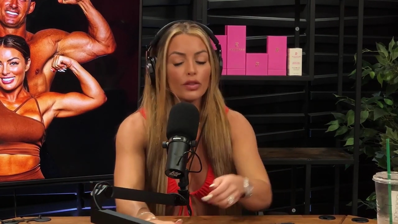 y2mate_is_-_Ep_21_-_Power_Alphas_Podcast__Behind_the_Scenes_of_the_WWE___Mandy_Saccomano___Sabby_Piscitelli-56w6yl4r2MY-720p-1711402344_mp40555.jpg