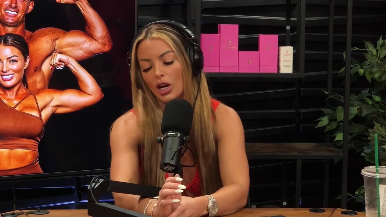 y2mate_is_-_Ep_21_-_Power_Alphas_Podcast__Behind_the_Scenes_of_the_WWE___Mandy_Saccomano___Sabby_Piscitelli-56w6yl4r2MY-720p-1711402344_mp40559.jpg