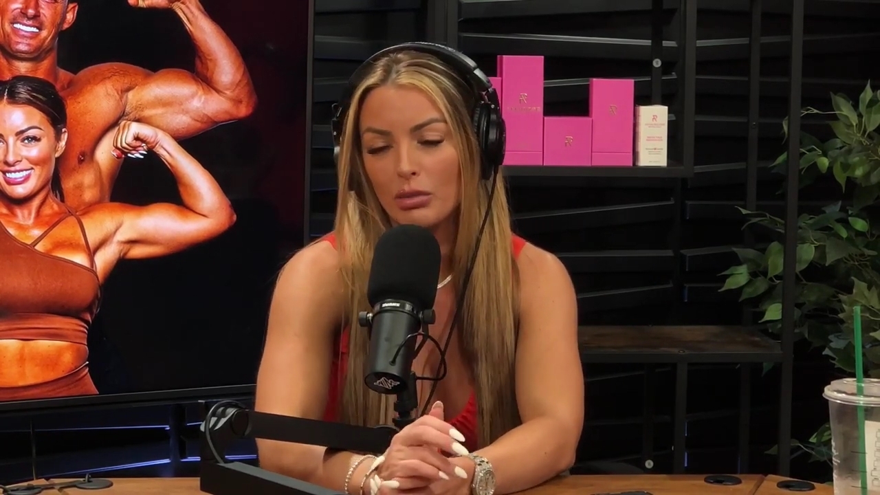 y2mate_is_-_Ep_21_-_Power_Alphas_Podcast__Behind_the_Scenes_of_the_WWE___Mandy_Saccomano___Sabby_Piscitelli-56w6yl4r2MY-720p-1711402344_mp40563.jpg