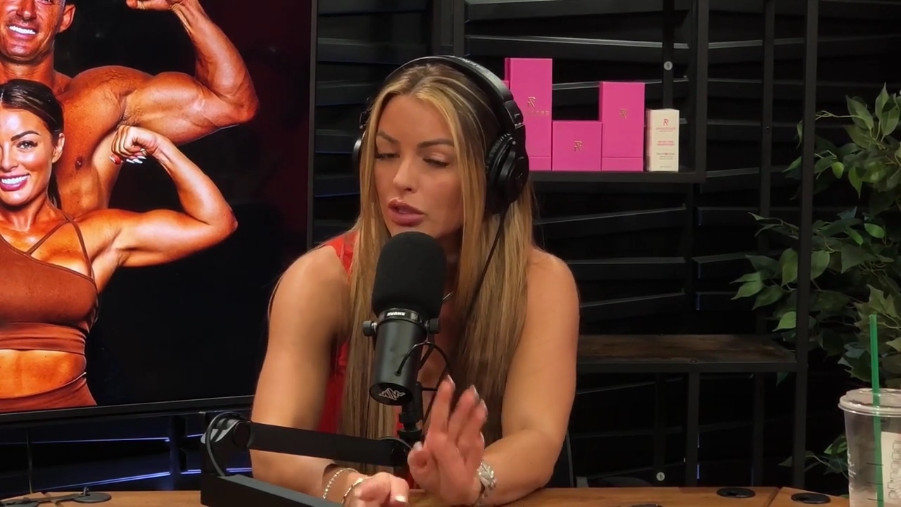 y2mate_is_-_Ep_21_-_Power_Alphas_Podcast__Behind_the_Scenes_of_the_WWE___Mandy_Saccomano___Sabby_Piscitelli-56w6yl4r2MY-720p-1711402344_mp40611.jpg
