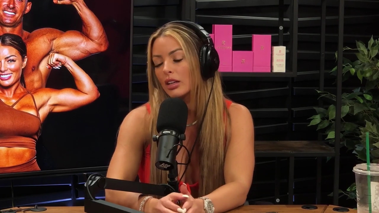 y2mate_is_-_Ep_21_-_Power_Alphas_Podcast__Behind_the_Scenes_of_the_WWE___Mandy_Saccomano___Sabby_Piscitelli-56w6yl4r2MY-720p-1711402344_mp40622.jpg