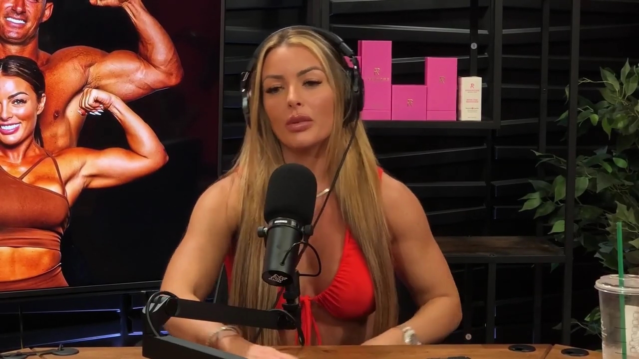 y2mate_is_-_Ep_21_-_Power_Alphas_Podcast__Behind_the_Scenes_of_the_WWE___Mandy_Saccomano___Sabby_Piscitelli-56w6yl4r2MY-720p-1711402344_mp40640.jpg