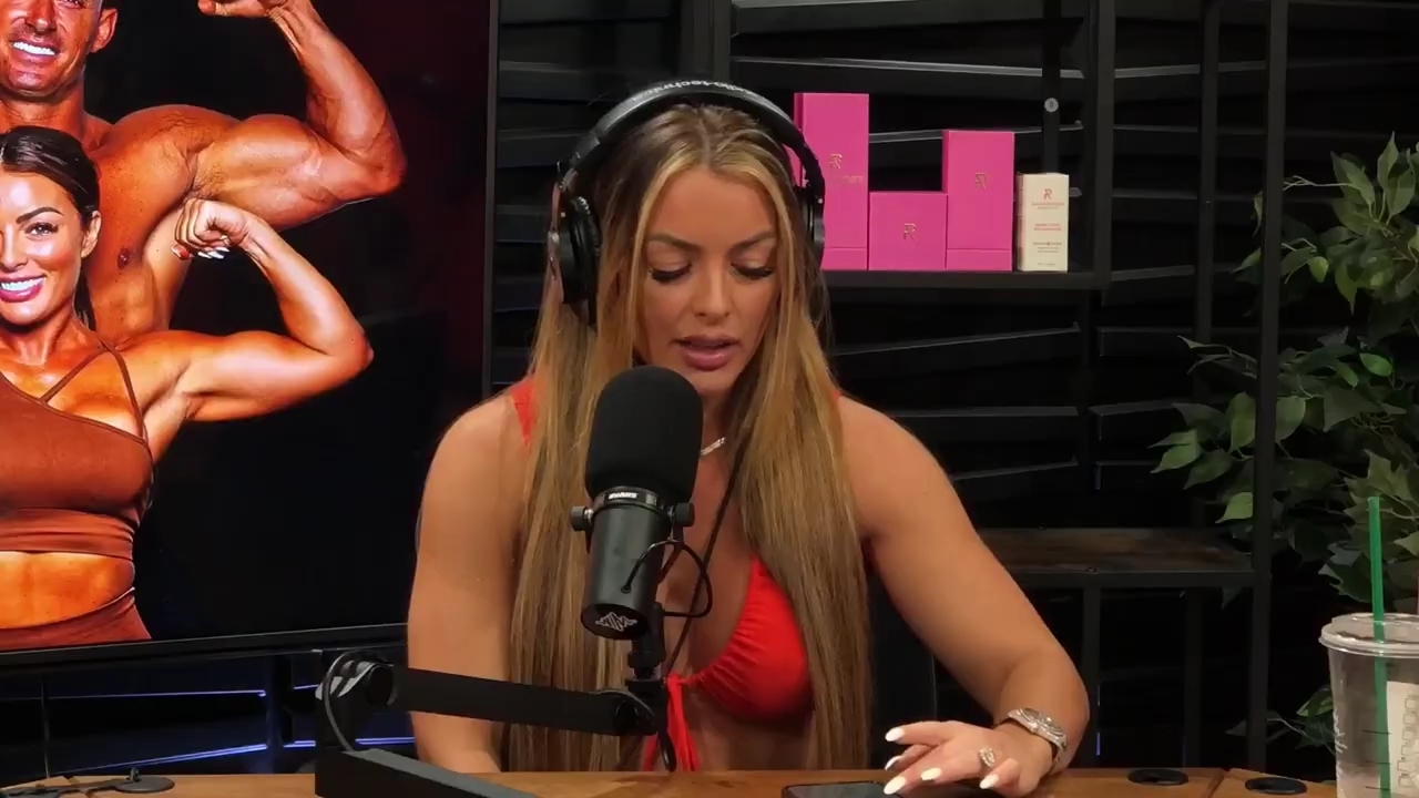 y2mate_is_-_Ep_21_-_Power_Alphas_Podcast__Behind_the_Scenes_of_the_WWE___Mandy_Saccomano___Sabby_Piscitelli-56w6yl4r2MY-720p-1711402344_mp40653.jpg
