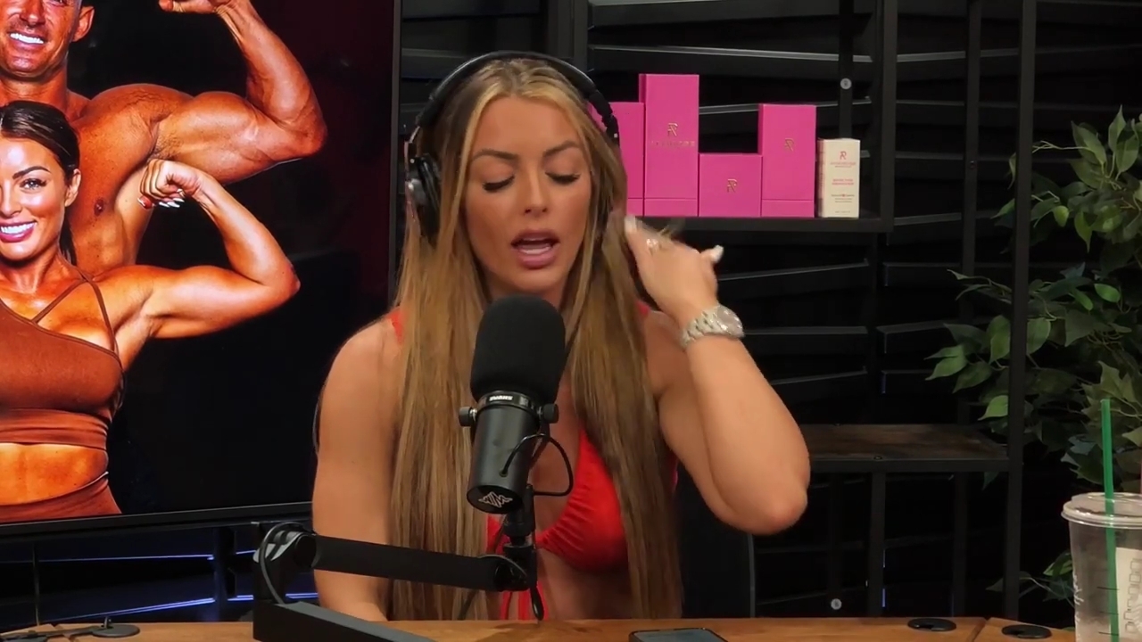 y2mate_is_-_Ep_21_-_Power_Alphas_Podcast__Behind_the_Scenes_of_the_WWE___Mandy_Saccomano___Sabby_Piscitelli-56w6yl4r2MY-720p-1711402344_mp40658.jpg