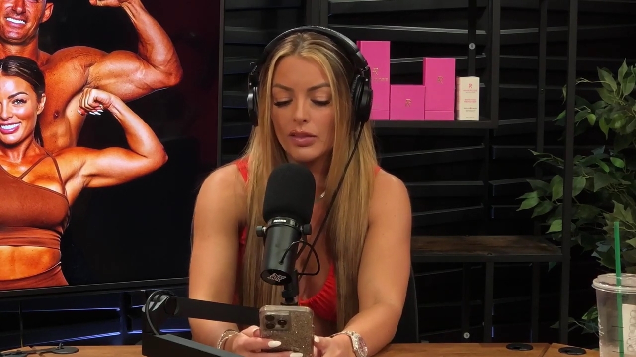 y2mate_is_-_Ep_21_-_Power_Alphas_Podcast__Behind_the_Scenes_of_the_WWE___Mandy_Saccomano___Sabby_Piscitelli-56w6yl4r2MY-720p-1711402344_mp40671.jpg