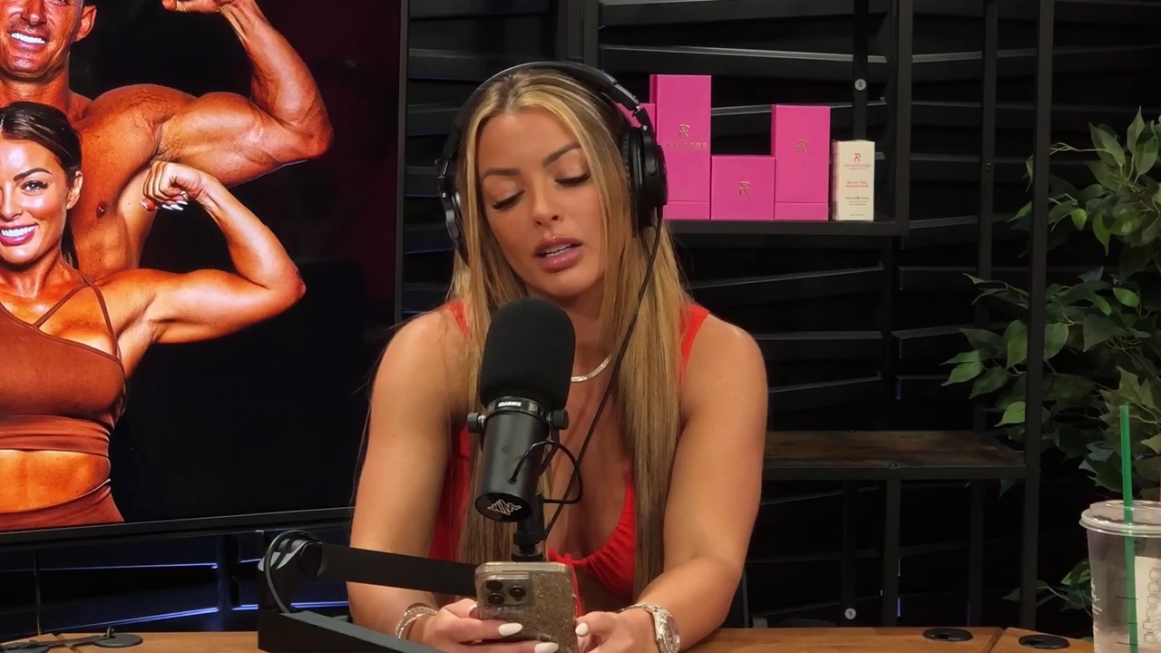 y2mate_is_-_Ep_21_-_Power_Alphas_Podcast__Behind_the_Scenes_of_the_WWE___Mandy_Saccomano___Sabby_Piscitelli-56w6yl4r2MY-720p-1711402344_mp40675.jpg