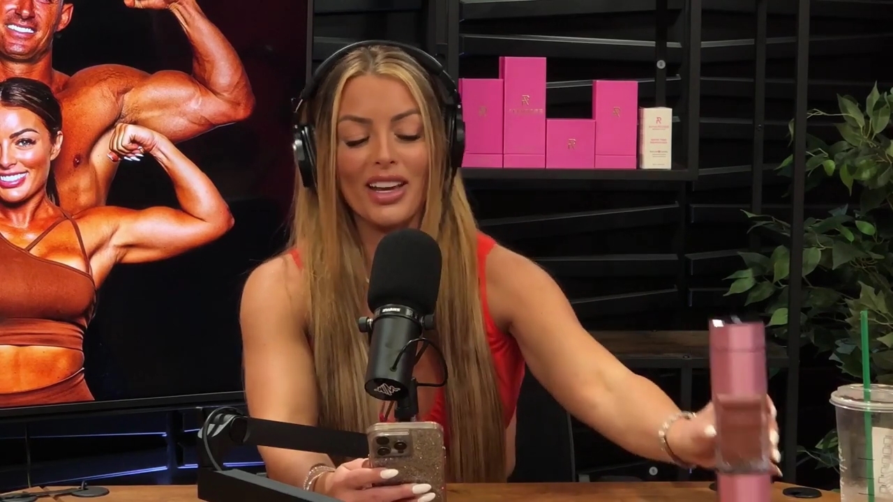 y2mate_is_-_Ep_21_-_Power_Alphas_Podcast__Behind_the_Scenes_of_the_WWE___Mandy_Saccomano___Sabby_Piscitelli-56w6yl4r2MY-720p-1711402344_mp40681.jpg