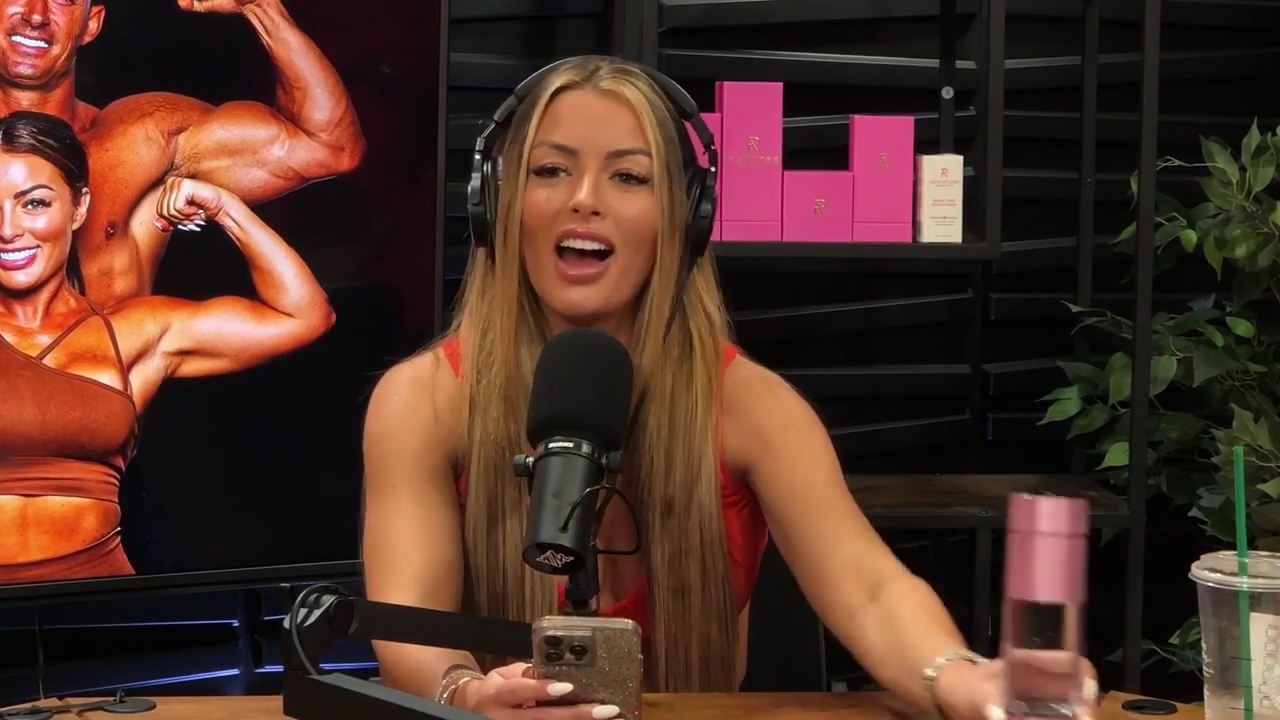 y2mate_is_-_Ep_21_-_Power_Alphas_Podcast__Behind_the_Scenes_of_the_WWE___Mandy_Saccomano___Sabby_Piscitelli-56w6yl4r2MY-720p-1711402344_mp40682.jpg