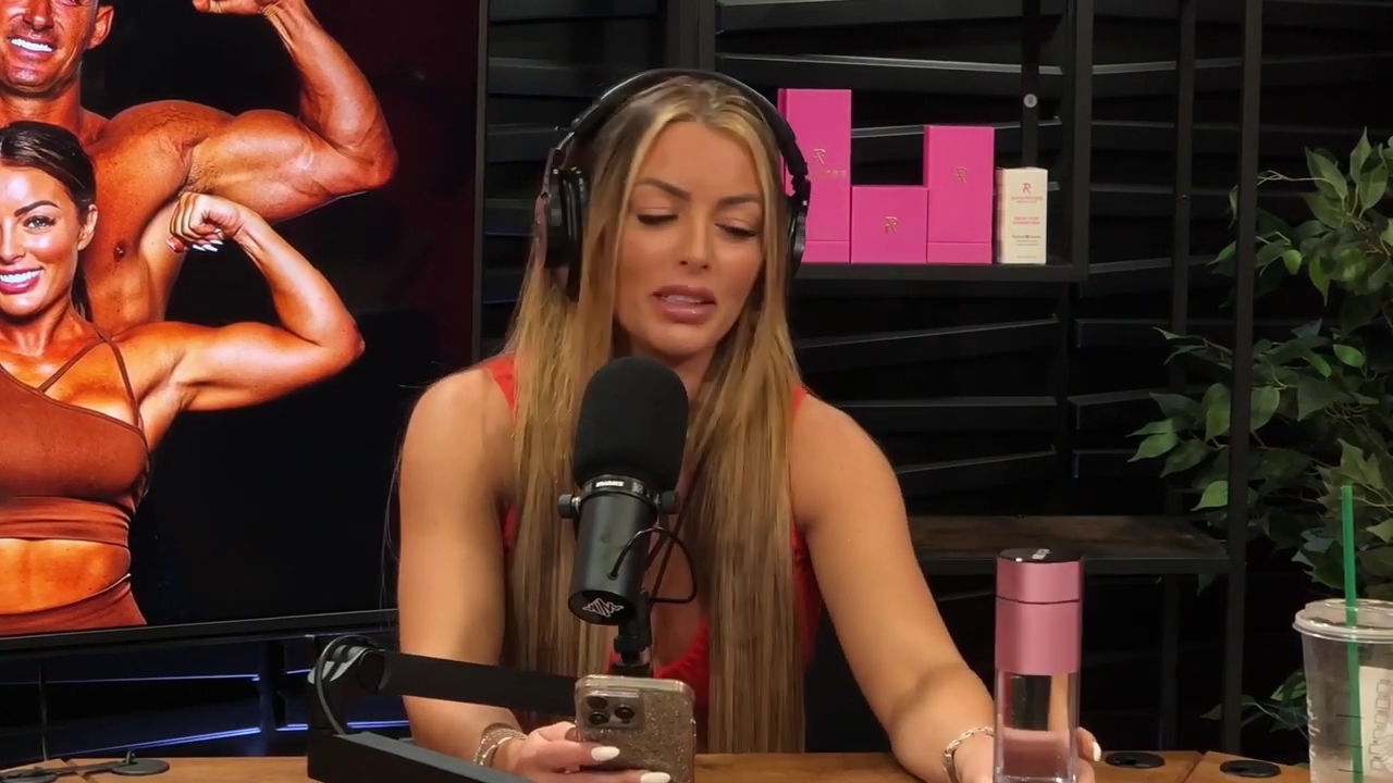y2mate_is_-_Ep_21_-_Power_Alphas_Podcast__Behind_the_Scenes_of_the_WWE___Mandy_Saccomano___Sabby_Piscitelli-56w6yl4r2MY-720p-1711402344_mp40683.jpg