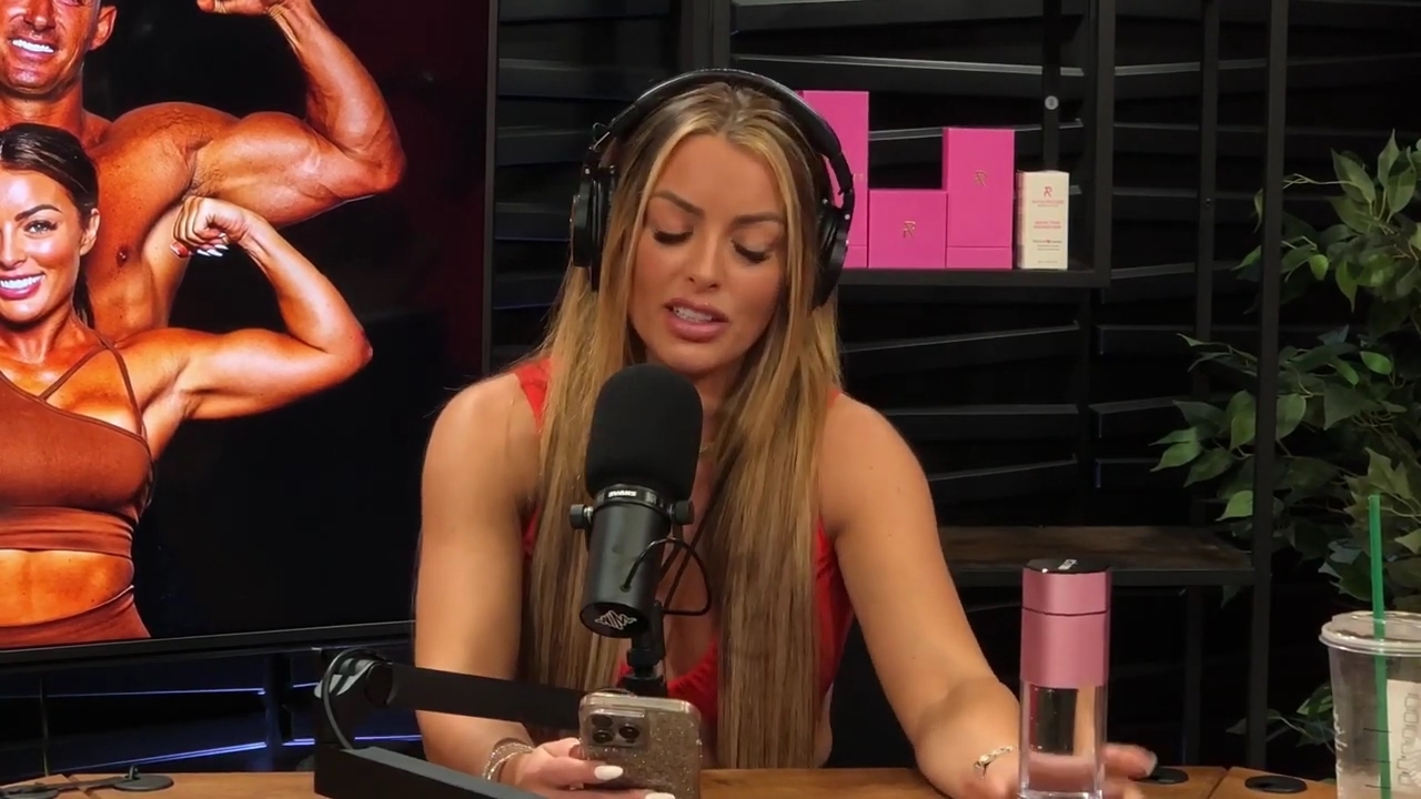 y2mate_is_-_Ep_21_-_Power_Alphas_Podcast__Behind_the_Scenes_of_the_WWE___Mandy_Saccomano___Sabby_Piscitelli-56w6yl4r2MY-720p-1711402344_mp40684.jpg