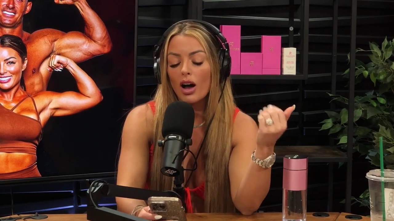 y2mate_is_-_Ep_21_-_Power_Alphas_Podcast__Behind_the_Scenes_of_the_WWE___Mandy_Saccomano___Sabby_Piscitelli-56w6yl4r2MY-720p-1711402344_mp40687.jpg