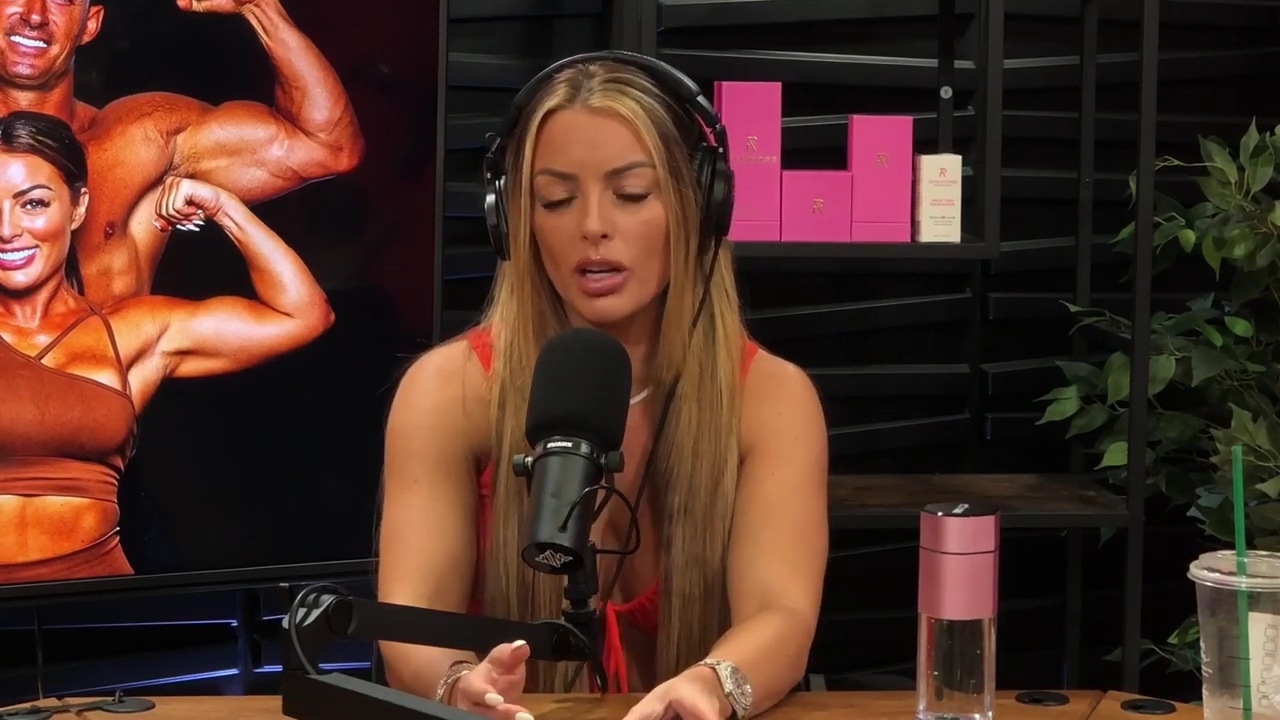 y2mate_is_-_Ep_21_-_Power_Alphas_Podcast__Behind_the_Scenes_of_the_WWE___Mandy_Saccomano___Sabby_Piscitelli-56w6yl4r2MY-720p-1711402344_mp40693.jpg