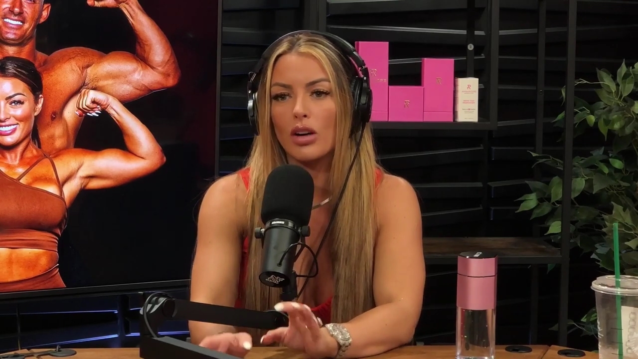y2mate_is_-_Ep_21_-_Power_Alphas_Podcast__Behind_the_Scenes_of_the_WWE___Mandy_Saccomano___Sabby_Piscitelli-56w6yl4r2MY-720p-1711402344_mp40702.jpg