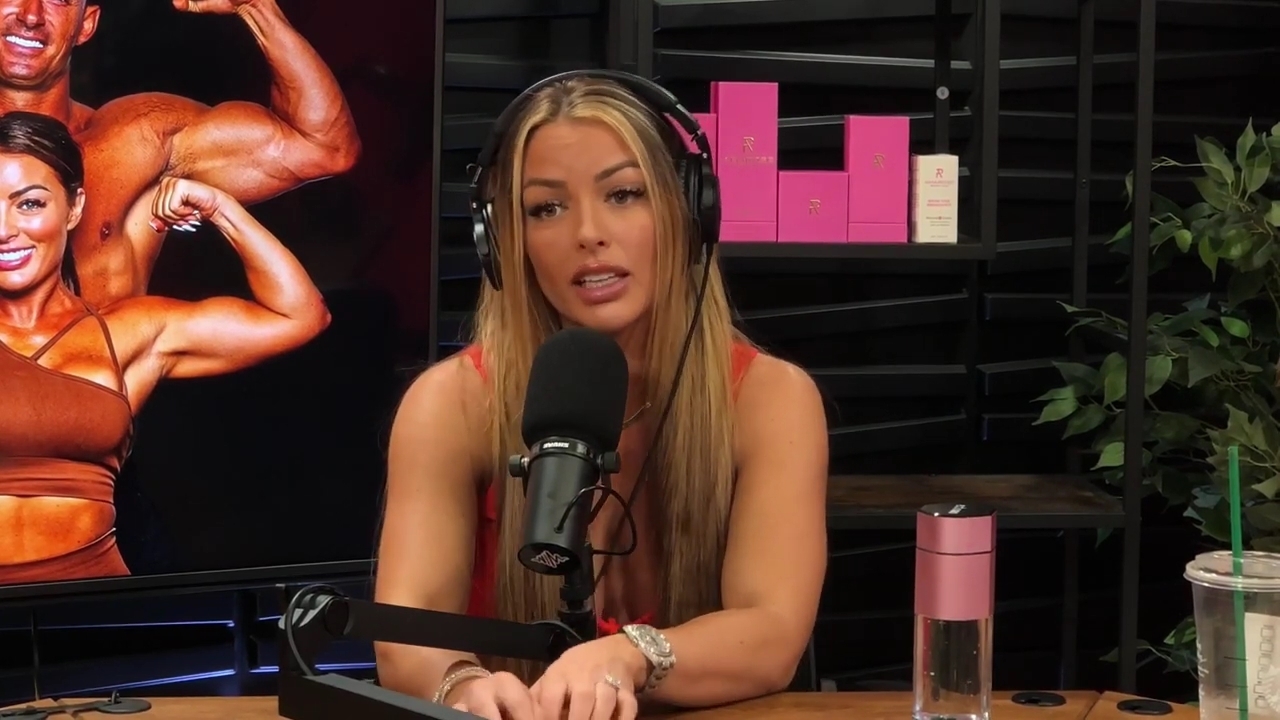 y2mate_is_-_Ep_21_-_Power_Alphas_Podcast__Behind_the_Scenes_of_the_WWE___Mandy_Saccomano___Sabby_Piscitelli-56w6yl4r2MY-720p-1711402344_mp40721.jpg