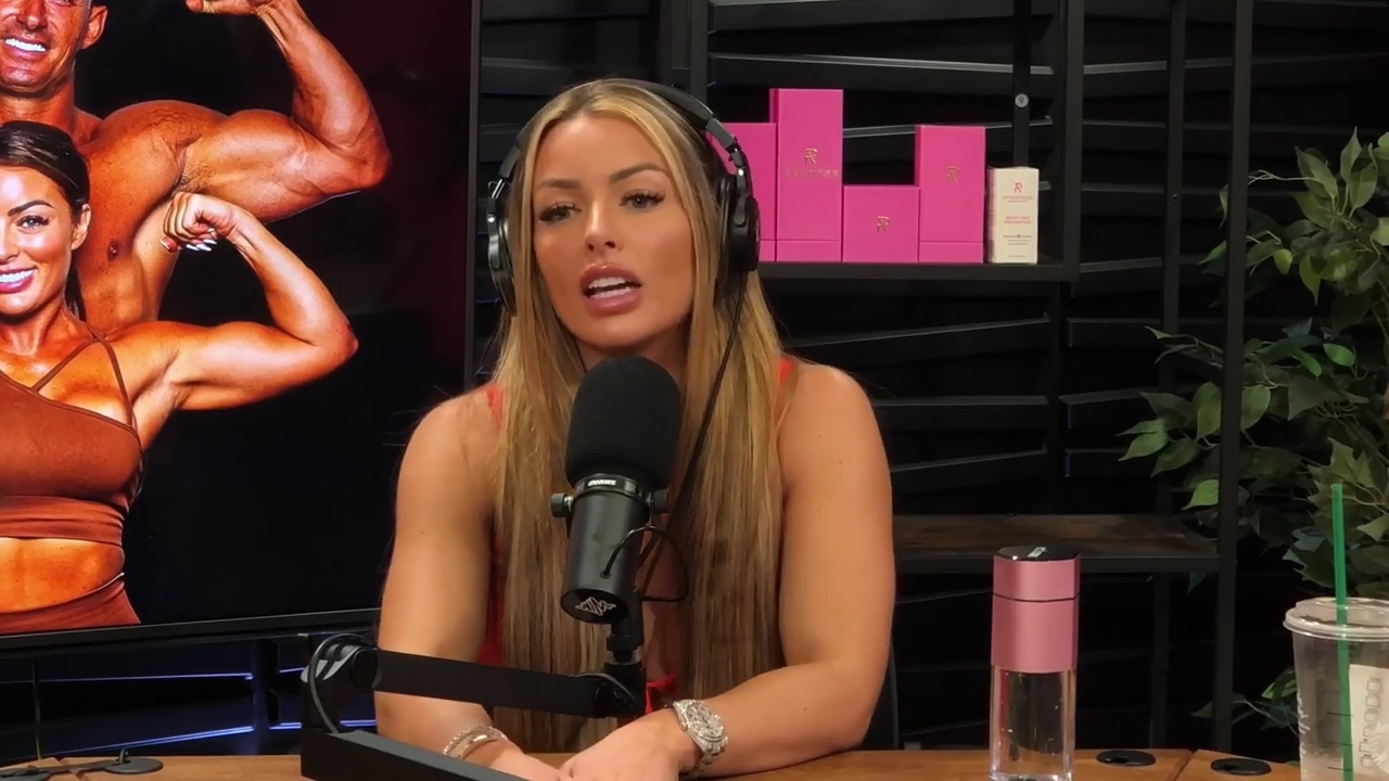 y2mate_is_-_Ep_21_-_Power_Alphas_Podcast__Behind_the_Scenes_of_the_WWE___Mandy_Saccomano___Sabby_Piscitelli-56w6yl4r2MY-720p-1711402344_mp40725.jpg