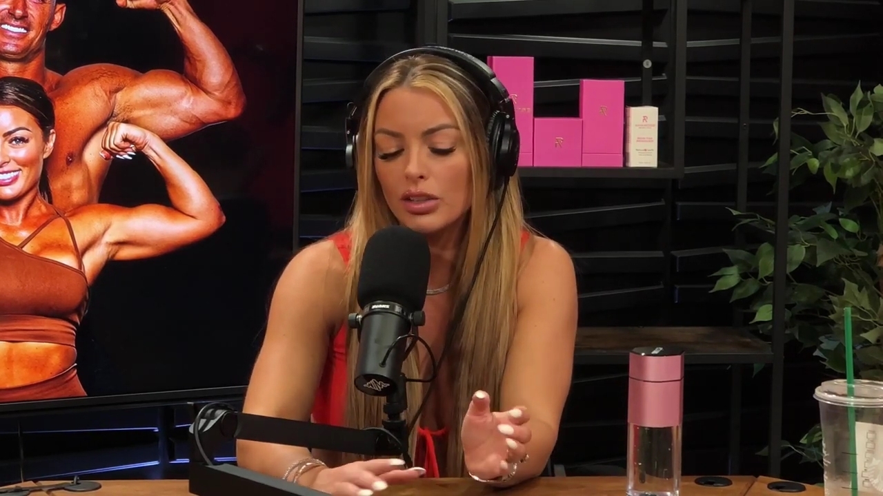 y2mate_is_-_Ep_21_-_Power_Alphas_Podcast__Behind_the_Scenes_of_the_WWE___Mandy_Saccomano___Sabby_Piscitelli-56w6yl4r2MY-720p-1711402344_mp40731.jpg