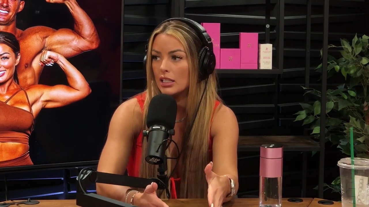 y2mate_is_-_Ep_21_-_Power_Alphas_Podcast__Behind_the_Scenes_of_the_WWE___Mandy_Saccomano___Sabby_Piscitelli-56w6yl4r2MY-720p-1711402344_mp40750.jpg