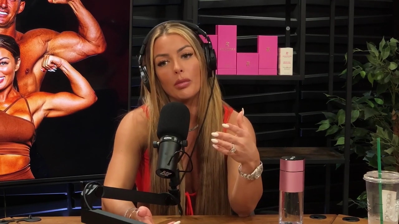 y2mate_is_-_Ep_21_-_Power_Alphas_Podcast__Behind_the_Scenes_of_the_WWE___Mandy_Saccomano___Sabby_Piscitelli-56w6yl4r2MY-720p-1711402344_mp40760.jpg