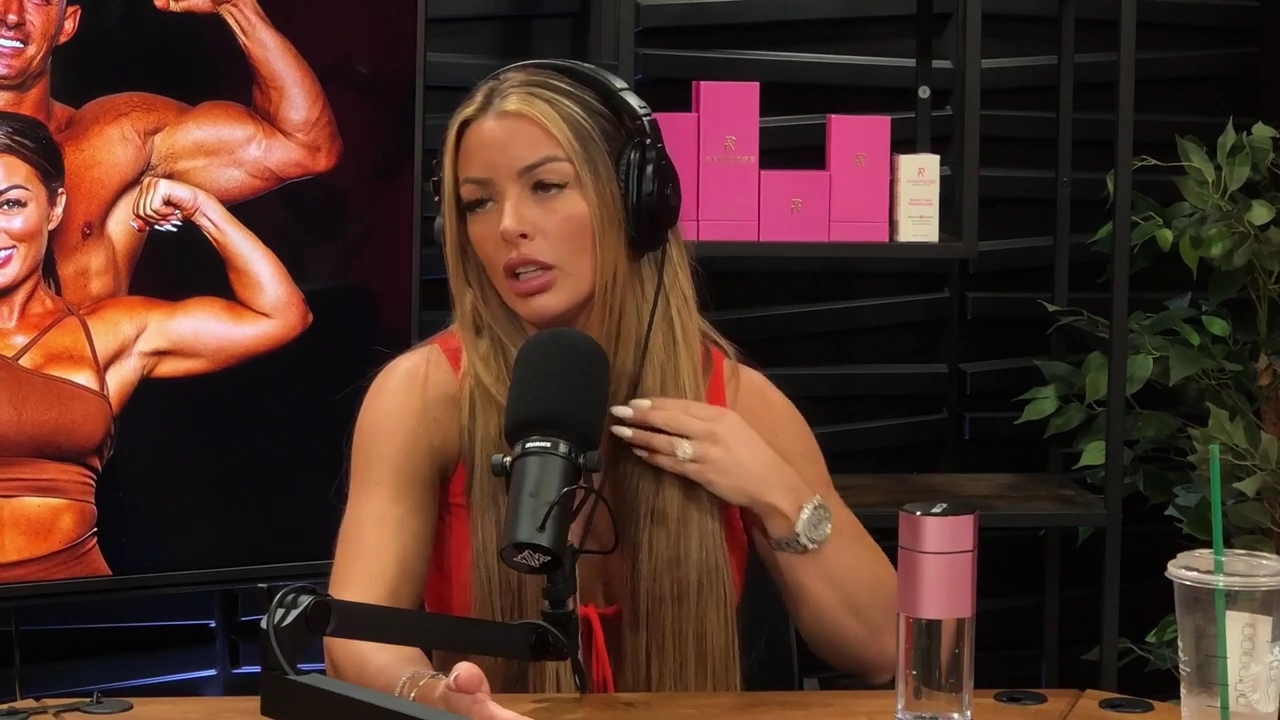 y2mate_is_-_Ep_21_-_Power_Alphas_Podcast__Behind_the_Scenes_of_the_WWE___Mandy_Saccomano___Sabby_Piscitelli-56w6yl4r2MY-720p-1711402344_mp40765.jpg