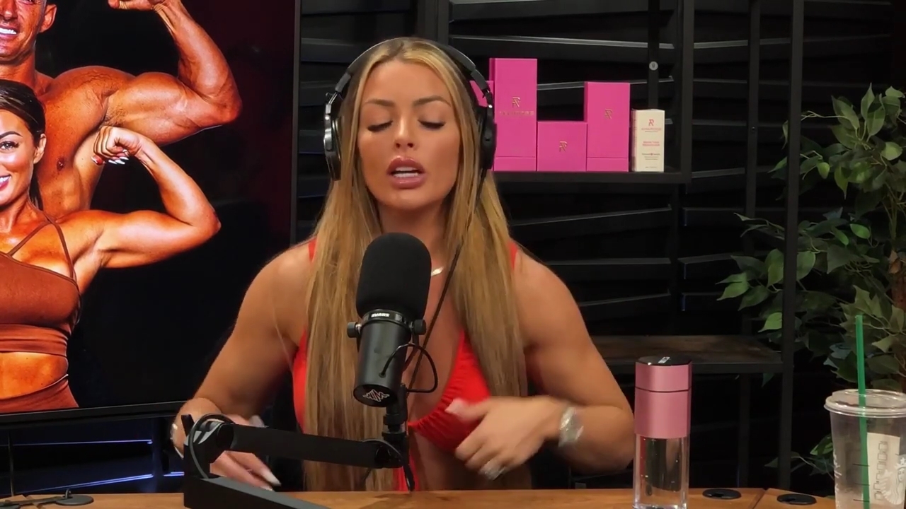 y2mate_is_-_Ep_21_-_Power_Alphas_Podcast__Behind_the_Scenes_of_the_WWE___Mandy_Saccomano___Sabby_Piscitelli-56w6yl4r2MY-720p-1711402344_mp40768.jpg