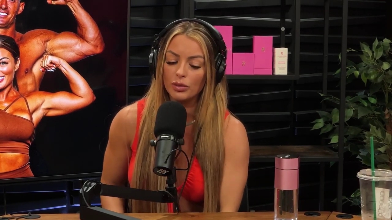 y2mate_is_-_Ep_21_-_Power_Alphas_Podcast__Behind_the_Scenes_of_the_WWE___Mandy_Saccomano___Sabby_Piscitelli-56w6yl4r2MY-720p-1711402344_mp40775.jpg
