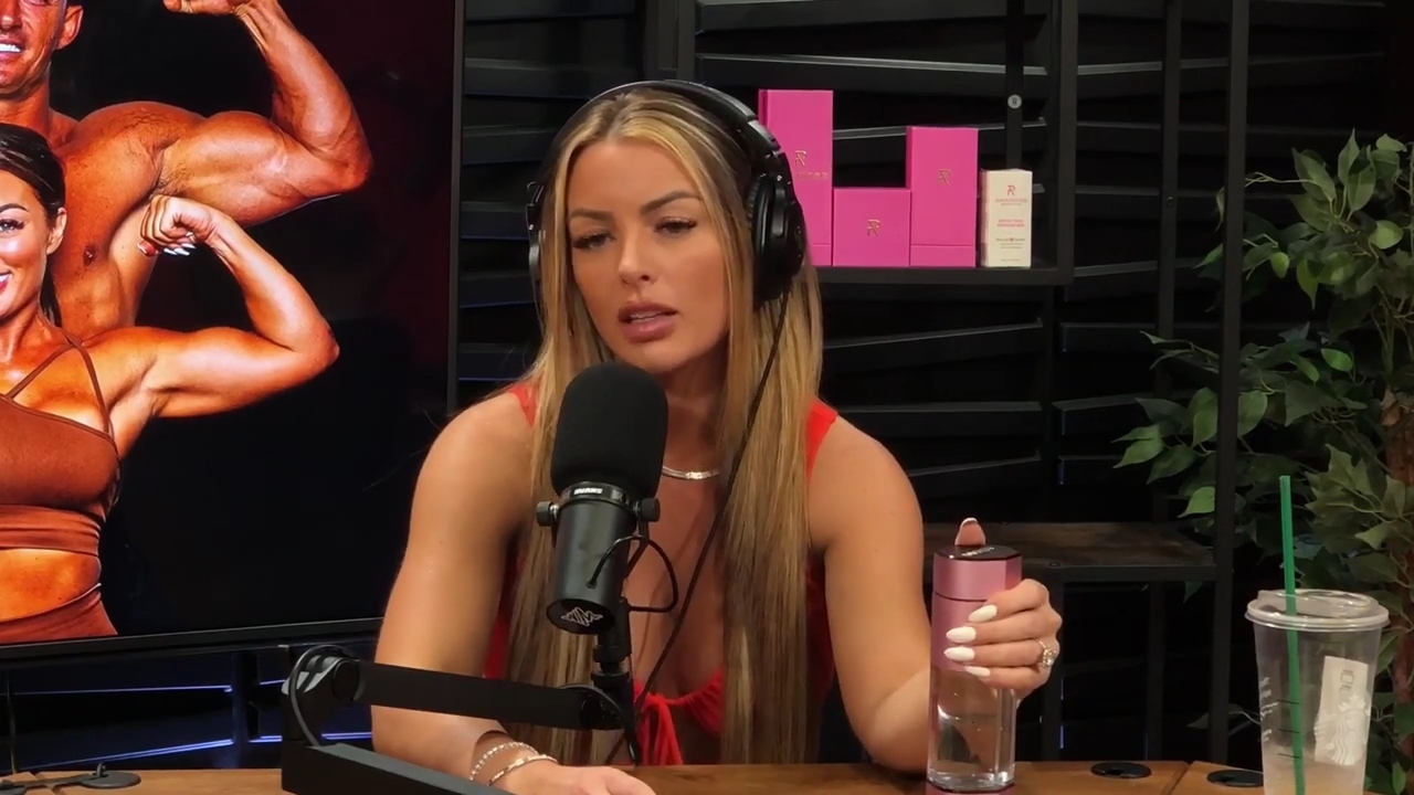 y2mate_is_-_Ep_21_-_Power_Alphas_Podcast__Behind_the_Scenes_of_the_WWE___Mandy_Saccomano___Sabby_Piscitelli-56w6yl4r2MY-720p-1711402344_mp40916.jpg