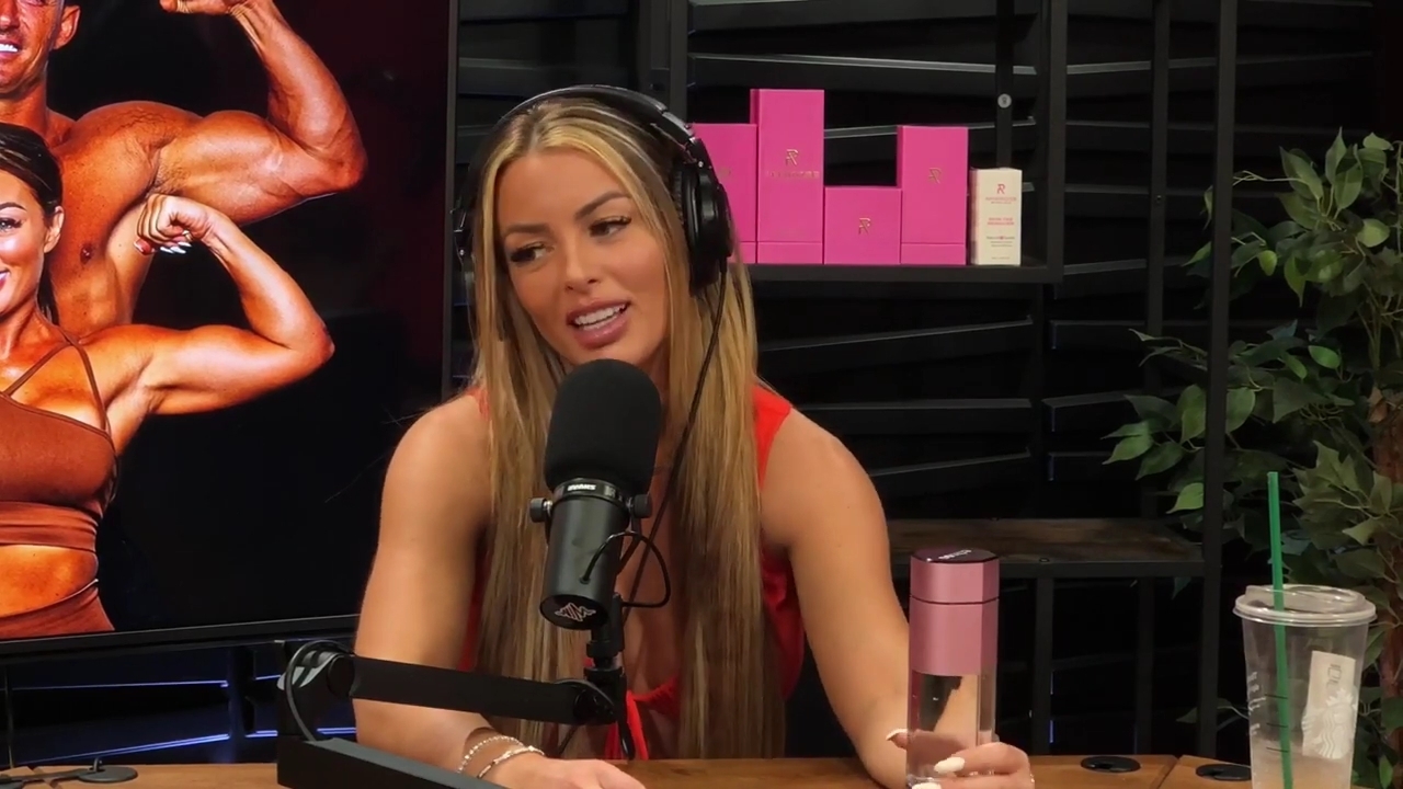 y2mate_is_-_Ep_21_-_Power_Alphas_Podcast__Behind_the_Scenes_of_the_WWE___Mandy_Saccomano___Sabby_Piscitelli-56w6yl4r2MY-720p-1711402344_mp40921.jpg