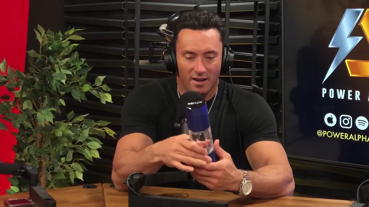 y2mate_is_-_Ep_21_-_Power_Alphas_Podcast__Behind_the_Scenes_of_the_WWE___Mandy_Saccomano___Sabby_Piscitelli-56w6yl4r2MY-720p-1711402344_mp40924.jpg
