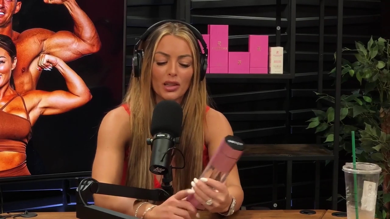 y2mate_is_-_Ep_21_-_Power_Alphas_Podcast__Behind_the_Scenes_of_the_WWE___Mandy_Saccomano___Sabby_Piscitelli-56w6yl4r2MY-720p-1711402344_mp40925.jpg