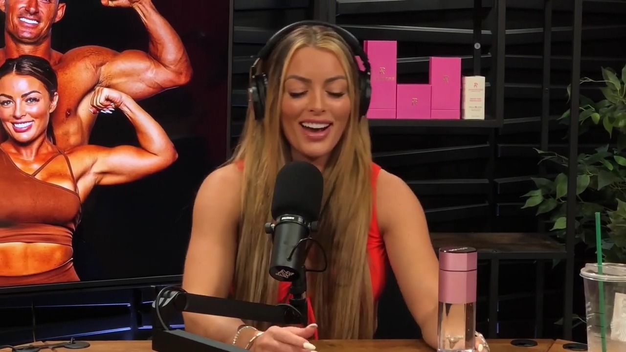 y2mate_is_-_Ep_21_-_Power_Alphas_Podcast__Behind_the_Scenes_of_the_WWE___Mandy_Saccomano___Sabby_Piscitelli-56w6yl4r2MY-720p-1711402344_mp40929.jpg